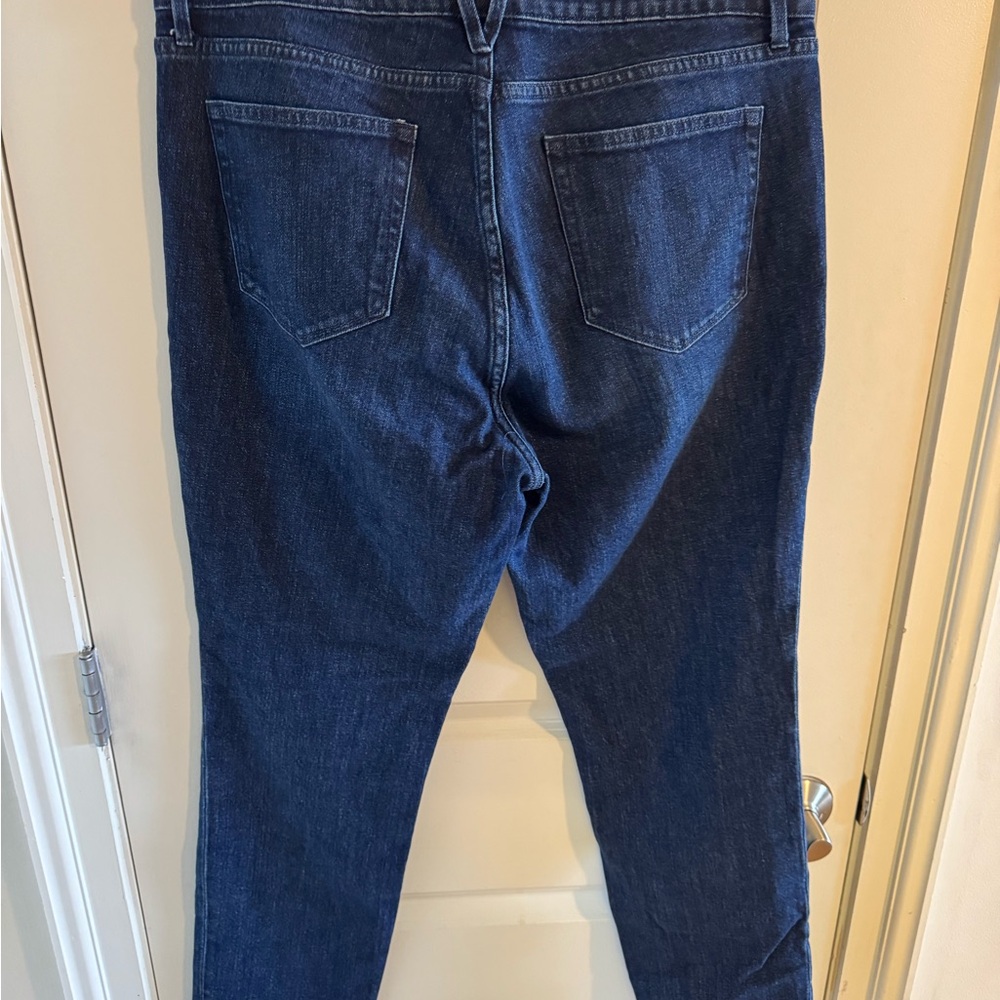 Vineyard Vines Women’s Cropped Jeans - Picture 3 of 5